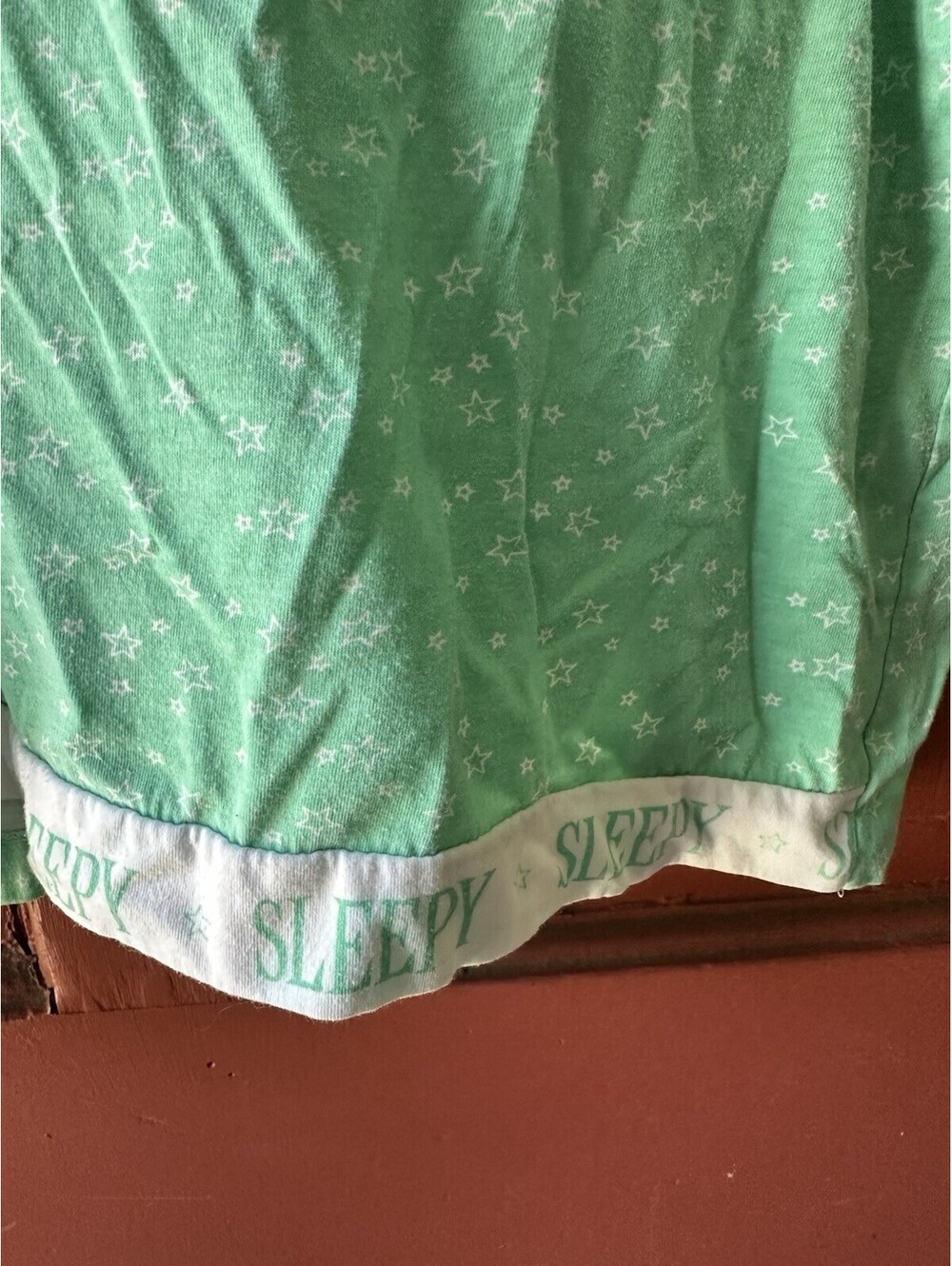 Walt Disneys Snow White And The Seven Dwarves Pajamas Set Size Medium - Picture 3 of 7